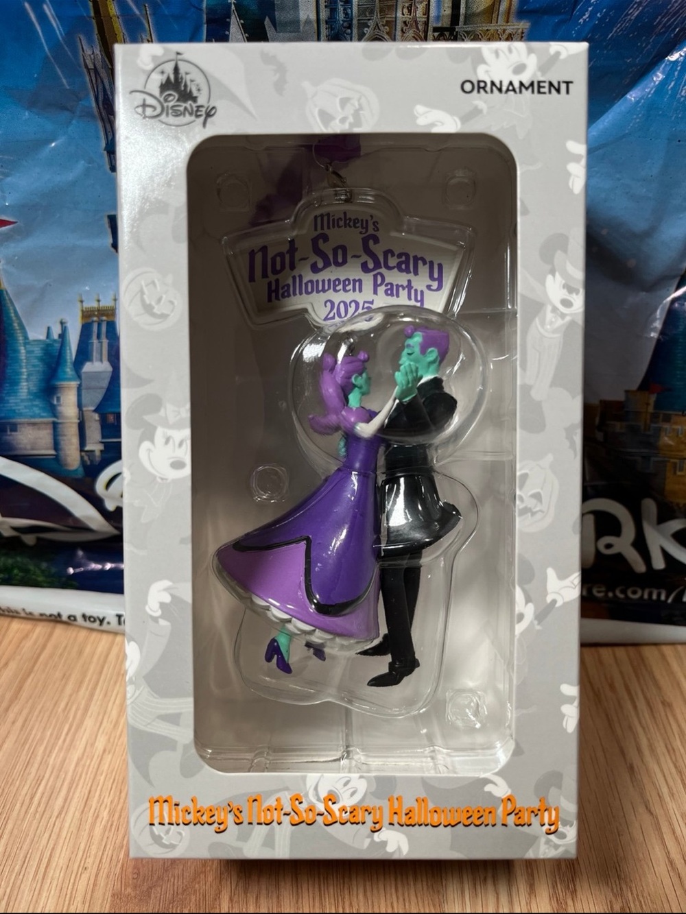 2025 Mickey’s Not So Scary Halloween Party Haunted Mansion Ornament New